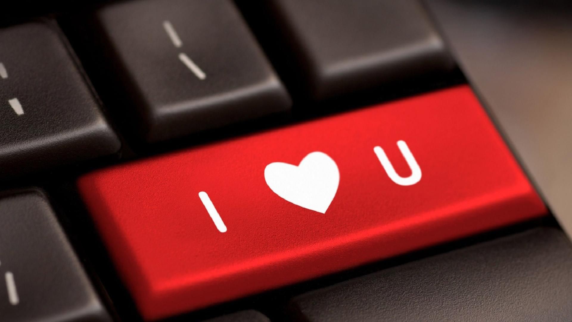 Những hình nền tình yêu cho máy tính sẽ đem lại cho bạn cảm giác vô cùng ấm áp. Chúng sẽ là nơi nương tựa cho những người đang yêu và cả những ai đang tìm kiếm tình yêu. Hãy truy cập ngay để tìm cho mình những hình nền tình yêu đẹp nhất, để làm cho máy tính của bạn thật sự đáng yêu.